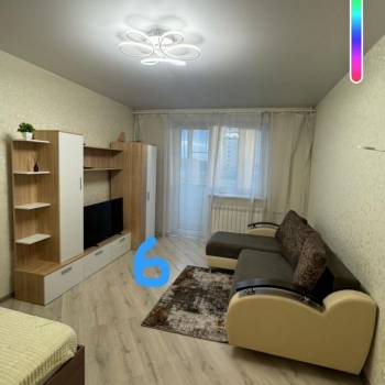 Сдается 1-комнатная квартира, 38 м²