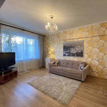 Сдается Многокомнатная квартира, 55 м²