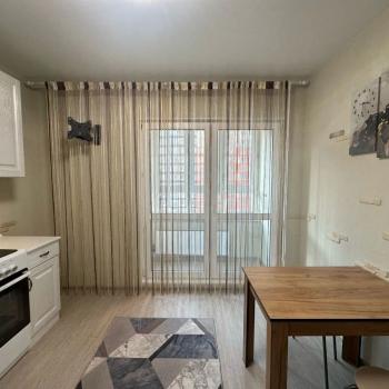 Продается 1-комнатная квартира, 36,7 м²