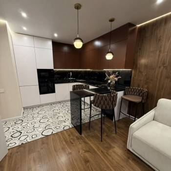 Сдается 1-комнатная квартира, 41 м²