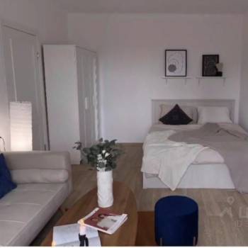 Продается 1-комнатная квартира, 37,3 м²
