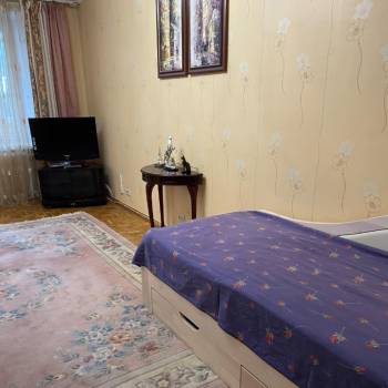 Сдается Многокомнатная квартира, 56,8 м²