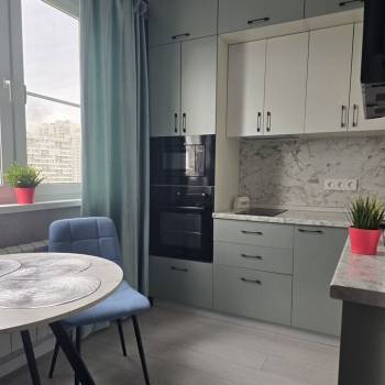Сдается 1-комнатная квартира, 37 м²