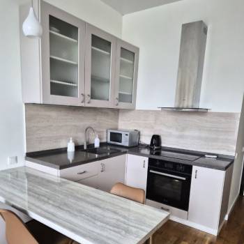Сдается 1-комнатная квартира, 38 м²