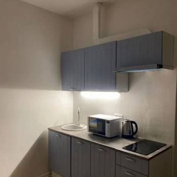 Продается 1-комнатная квартира, 28 м²