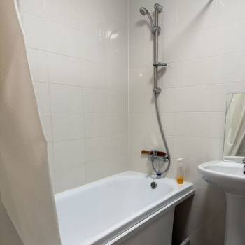 Продается 1-комнатная квартира, 41,8 м²