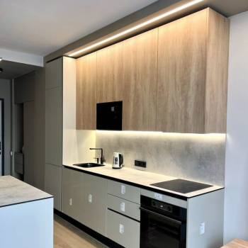 Сдается 1-комнатная квартира, 42 м²