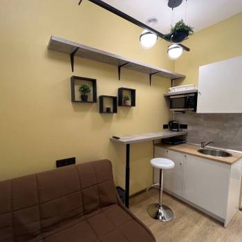 Продается 1-комнатная квартира, 10,3 м²