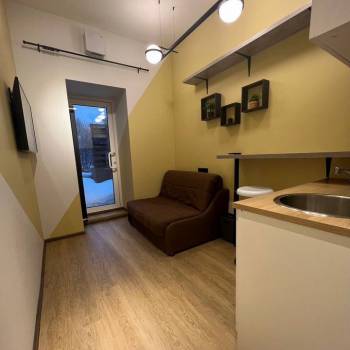 Продается 1-комнатная квартира, 10,3 м²