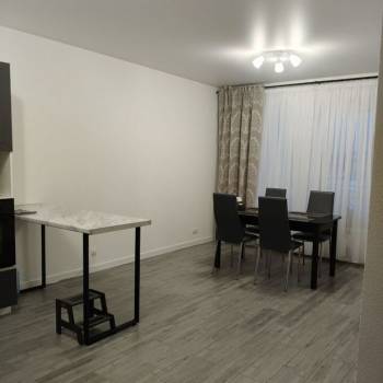 Сдается 2-х комнатная квартира, 69 м²