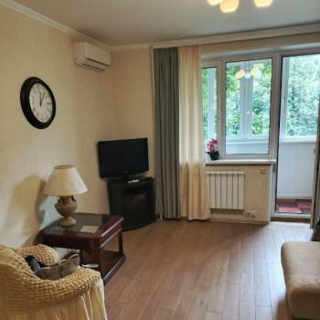 Сдается 1-комнатная квартира, 38 м²