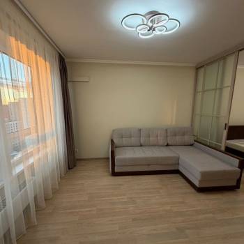 Сдается 1-комнатная квартира, 46,4 м²