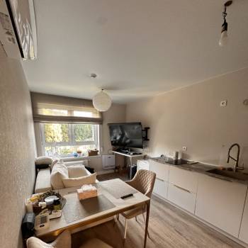 Продается 1-комнатная квартира, 35 м²