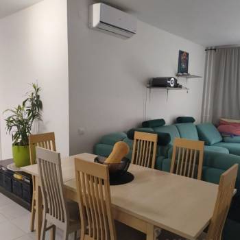 Продается Многокомнатная квартира, 92,6 м²