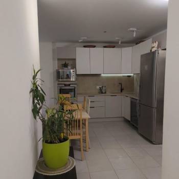Продается Многокомнатная квартира, 92,6 м²