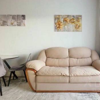 Сдается Многокомнатная квартира, 60 м²