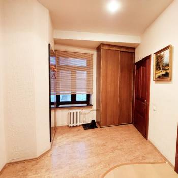 Сдается 2-х комнатная квартира, 84 м²