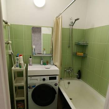 Продается 2-х комнатная квартира, 57 м²