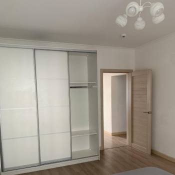 Сдается Многокомнатная квартира, 80 м²