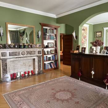 Продается Многокомнатная квартира, 157,3 м²
