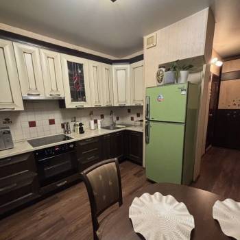 Сдается 2-х комнатная квартира, 75 м²