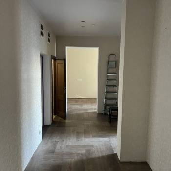 Продается Многокомнатная квартира, 90,3 м²