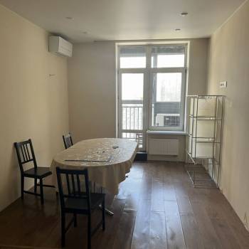 Продается Многокомнатная квартира, 90,3 м²