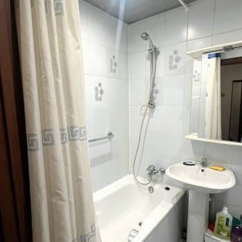 Сдается 1-комнатная квартира, 32 м²