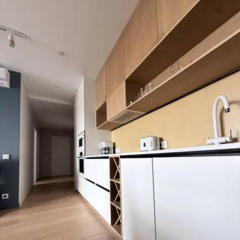 Продается Многокомнатная квартира, 91,7 м²