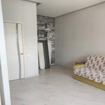 Продается 1-комнатная квартира, 41,6 м²
