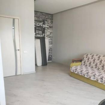 Продается 1-комнатная квартира, 41,6 м²