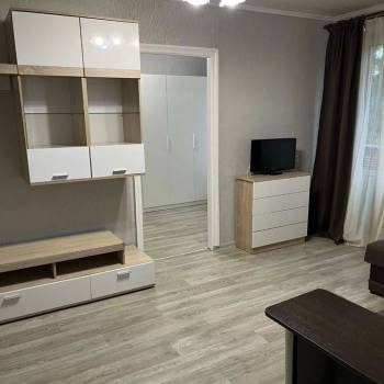 Сдается 2-х комнатная квартира, 42 м²
