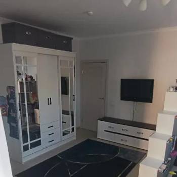 Продается 1-комнатная квартира, 42,2 м²