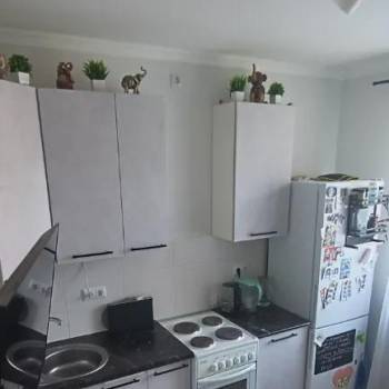 Продается 1-комнатная квартира, 42,2 м²