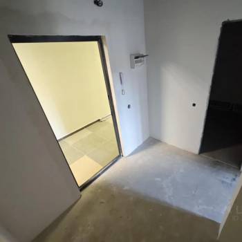 Продается 1-комнатная квартира, 28,6 м²
