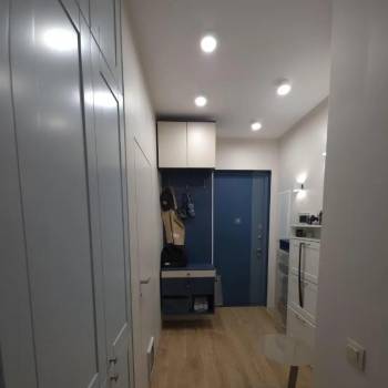 Продается 1-комнатная квартира, 48 м²