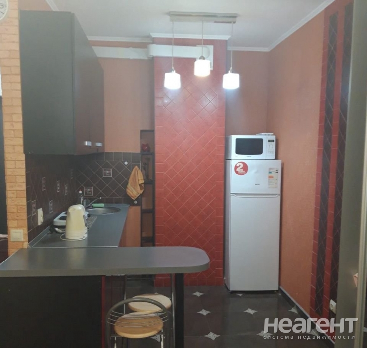 Сдается 1-комнатная квартира, 35 м²