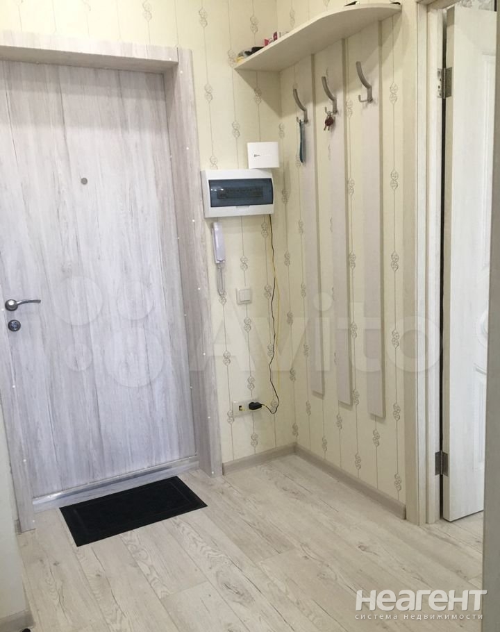 Сдается 1-комнатная квартира, 40 м²