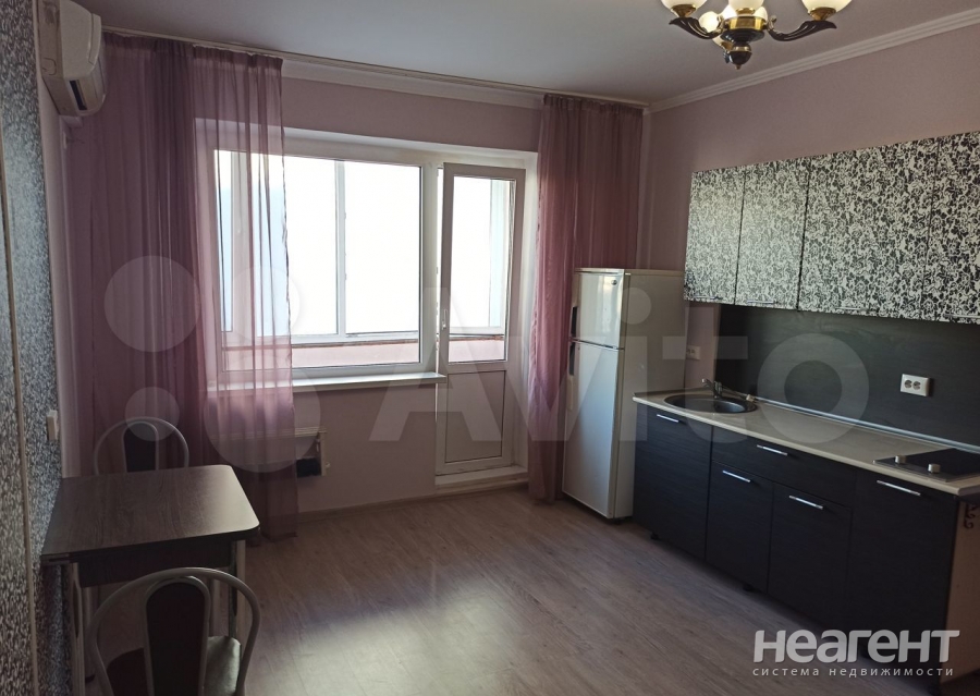 Сдается 1-комнатная квартира, 38,5 м²