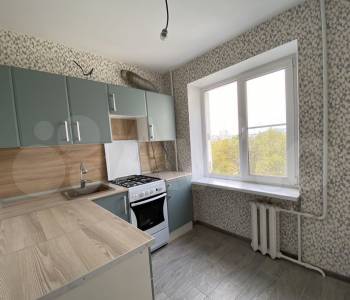 Продается Многокомнатная квартира, 67 м²