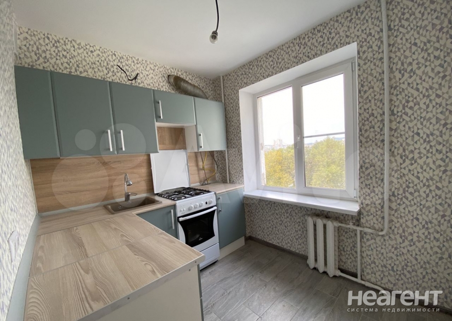 Продается Многокомнатная квартира, 67 м²