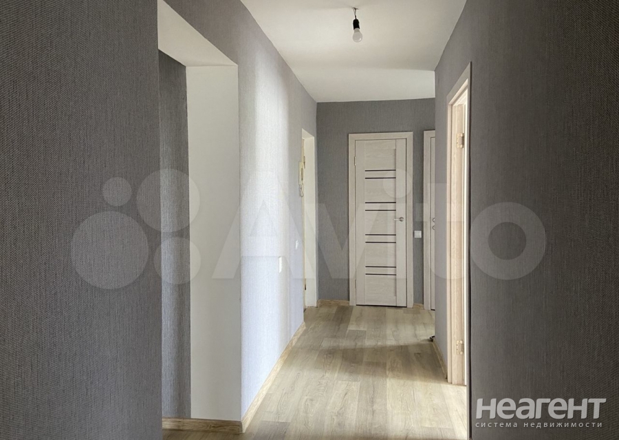 Продается Многокомнатная квартира, 67 м²