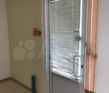 Сдается Нежилое помещение, 141 м²