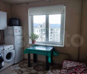 Продается 1-комнатная квартира, 37 м²