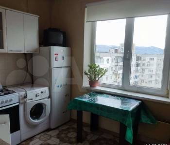 Продается 1-комнатная квартира, 37 м²