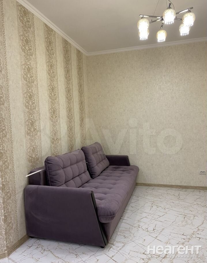 Сдается 1-комнатная квартира, 47 м²