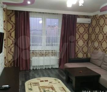 Сдается 2-х комнатная квартира, 72 м²