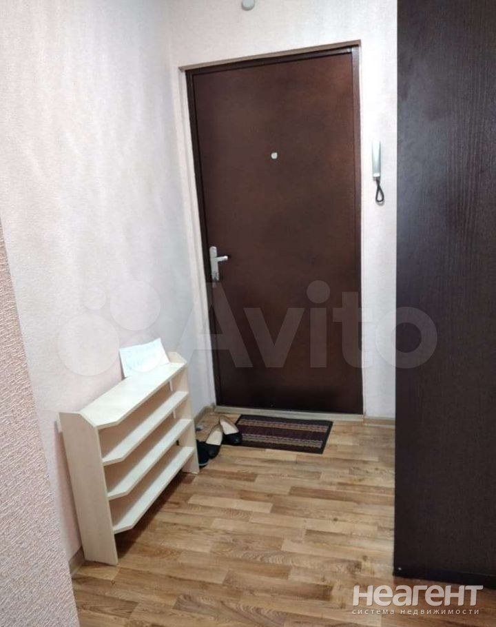 Сдается 1-комнатная квартира, 38 м²