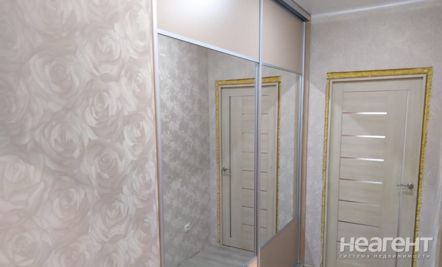 Продается 2-х комнатная квартира, 64 м²