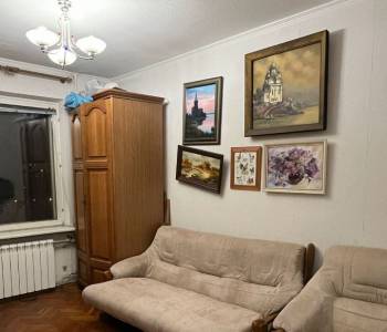 Продается Многокомнатная квартира, 140 м²